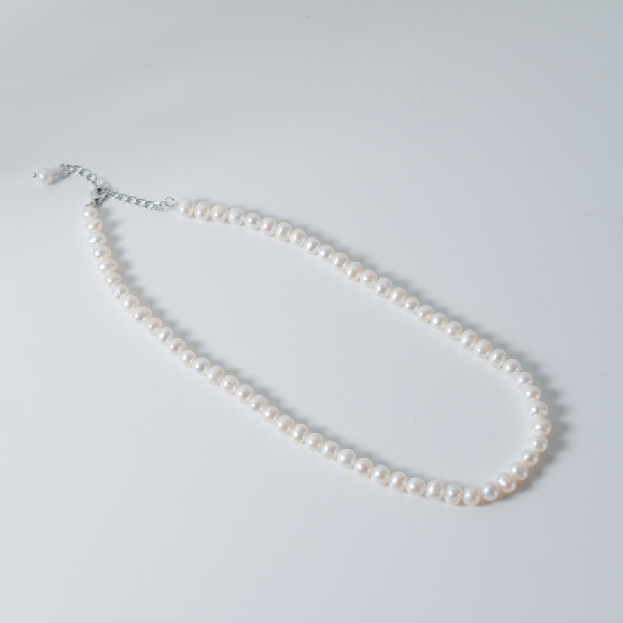 Classic Natural Pearl Necklace